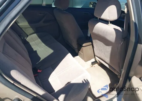 1997 Toyota Camry Le z USA, uszkodzony, nr VIN 4T1BG22K9VU148383